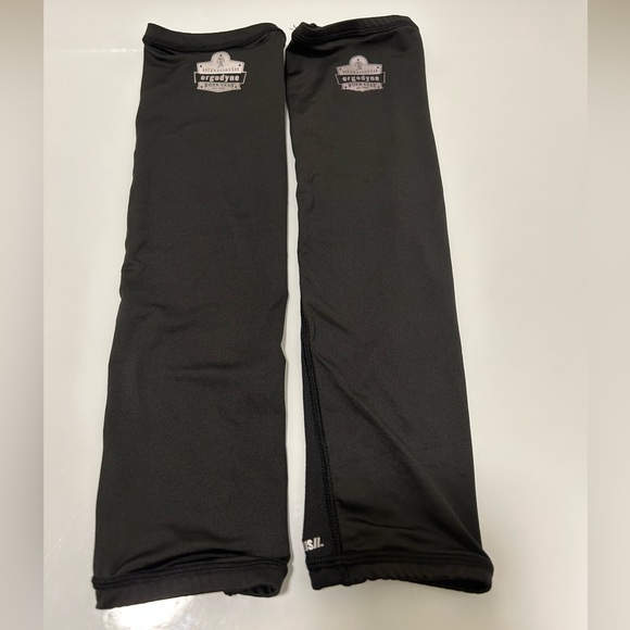 Ergodyne Chill-its Cooling Arm Sleeves Size Large - Picture 1 of 5